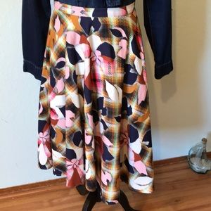 ❌LAST CHANCE❌ Topshop Colorful Circle Skirt